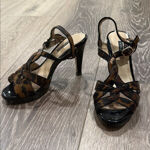 Alex Marie Women's Black and Brown Strappy Heels